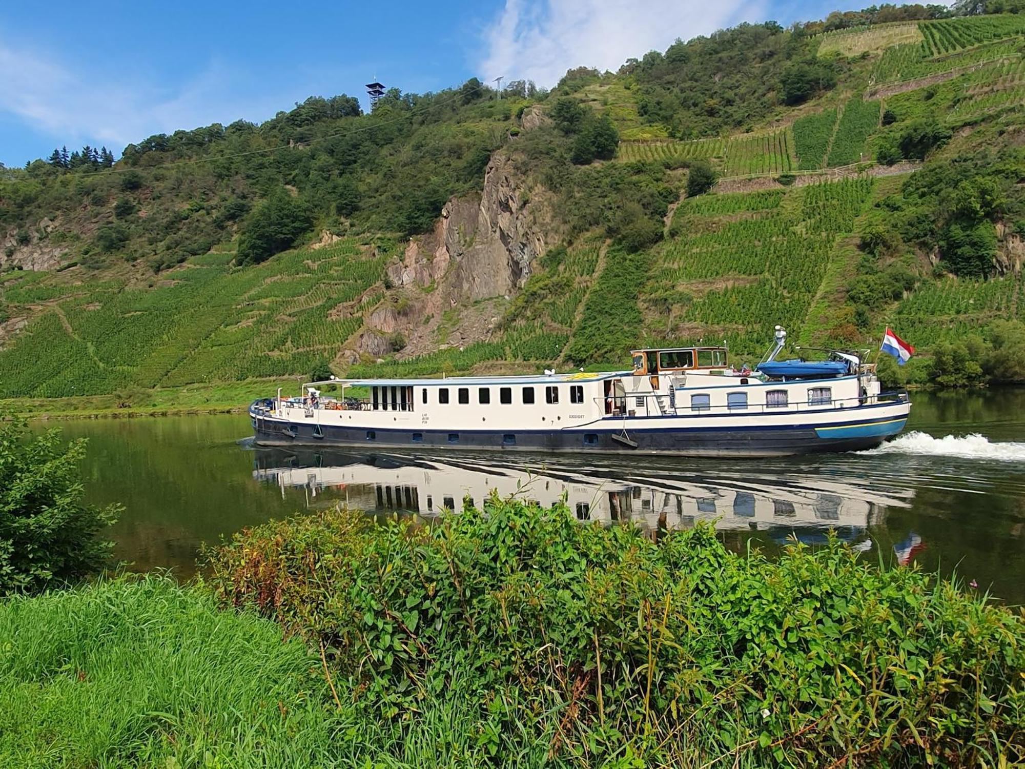 Hotelboat Iris Groningen Exteriör bild