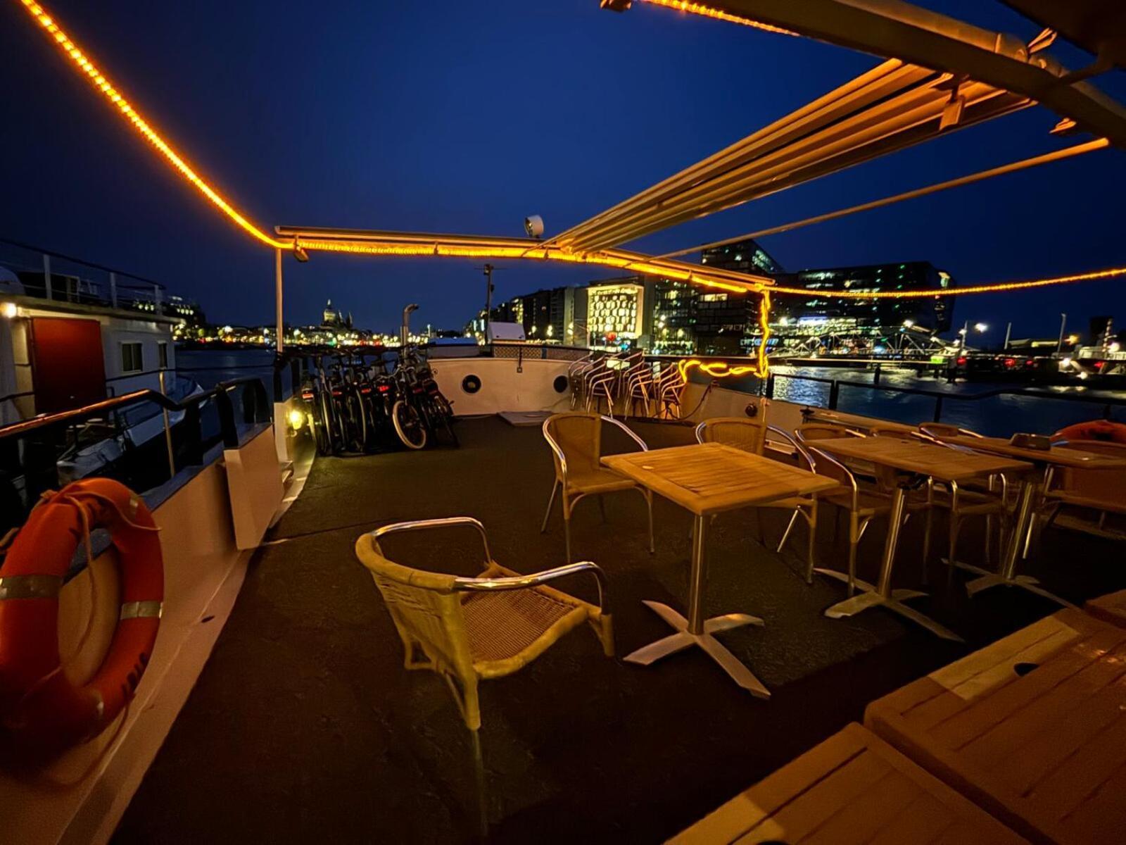 Hotelboat Iris Groningen Exteriör bild